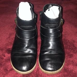 Kids black boots